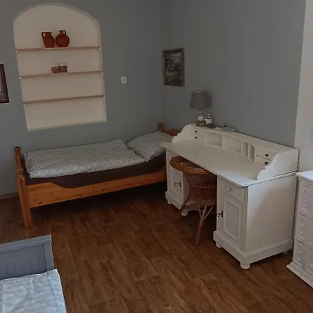 Apartment Ve Mlyne Teplice nad Metuji Room photo