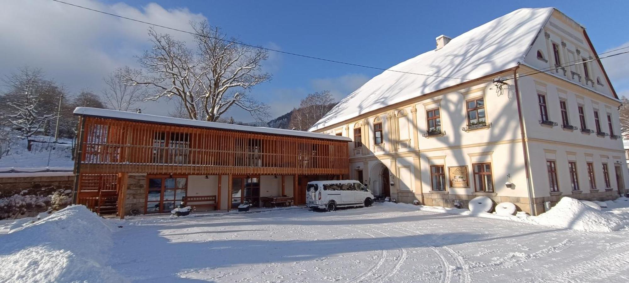 Apartment Ve Mlyne *
