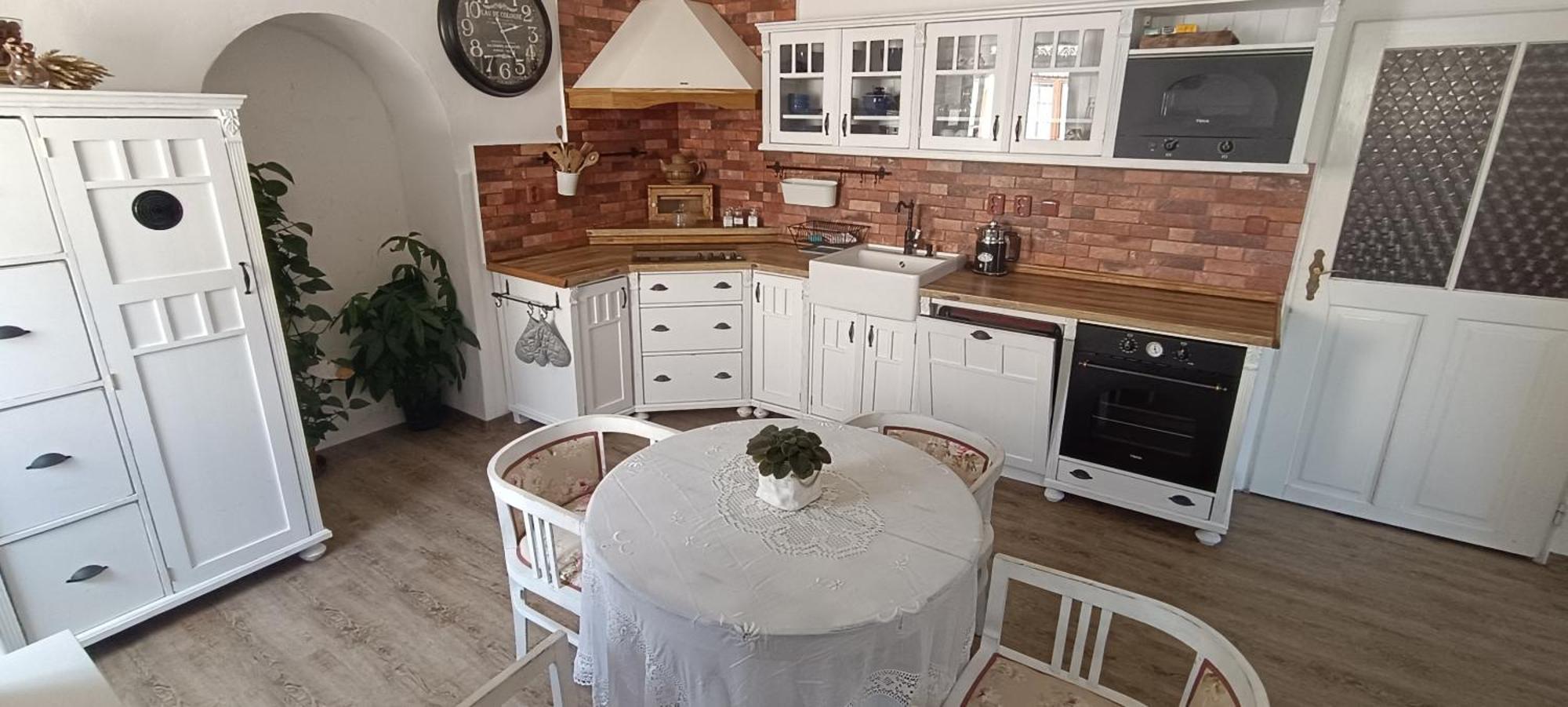 Ve Mlyne Apartment